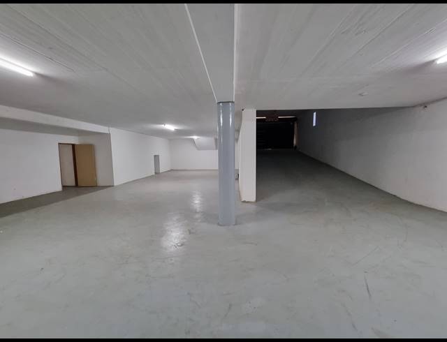 1,260M² WAREHOUSE TO LET IN ORMONDE